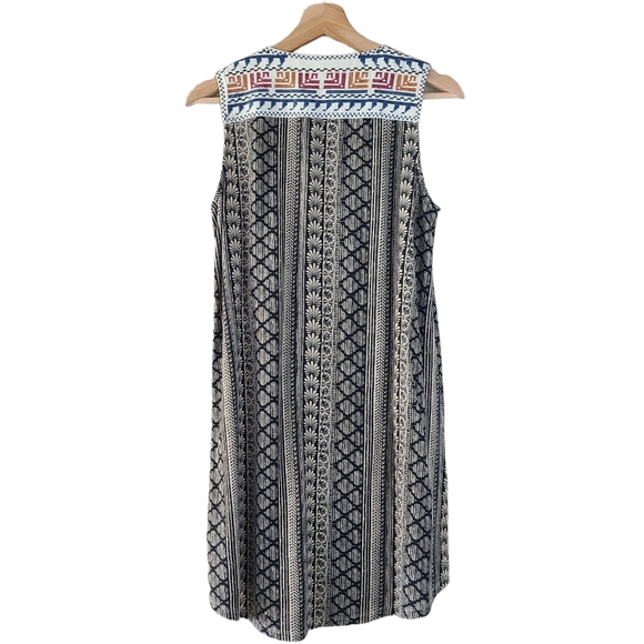 THML Embroidered Sleeveless Dress - Picture 2 of 6